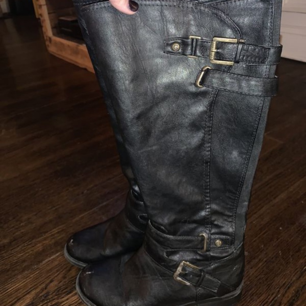 Guess boots